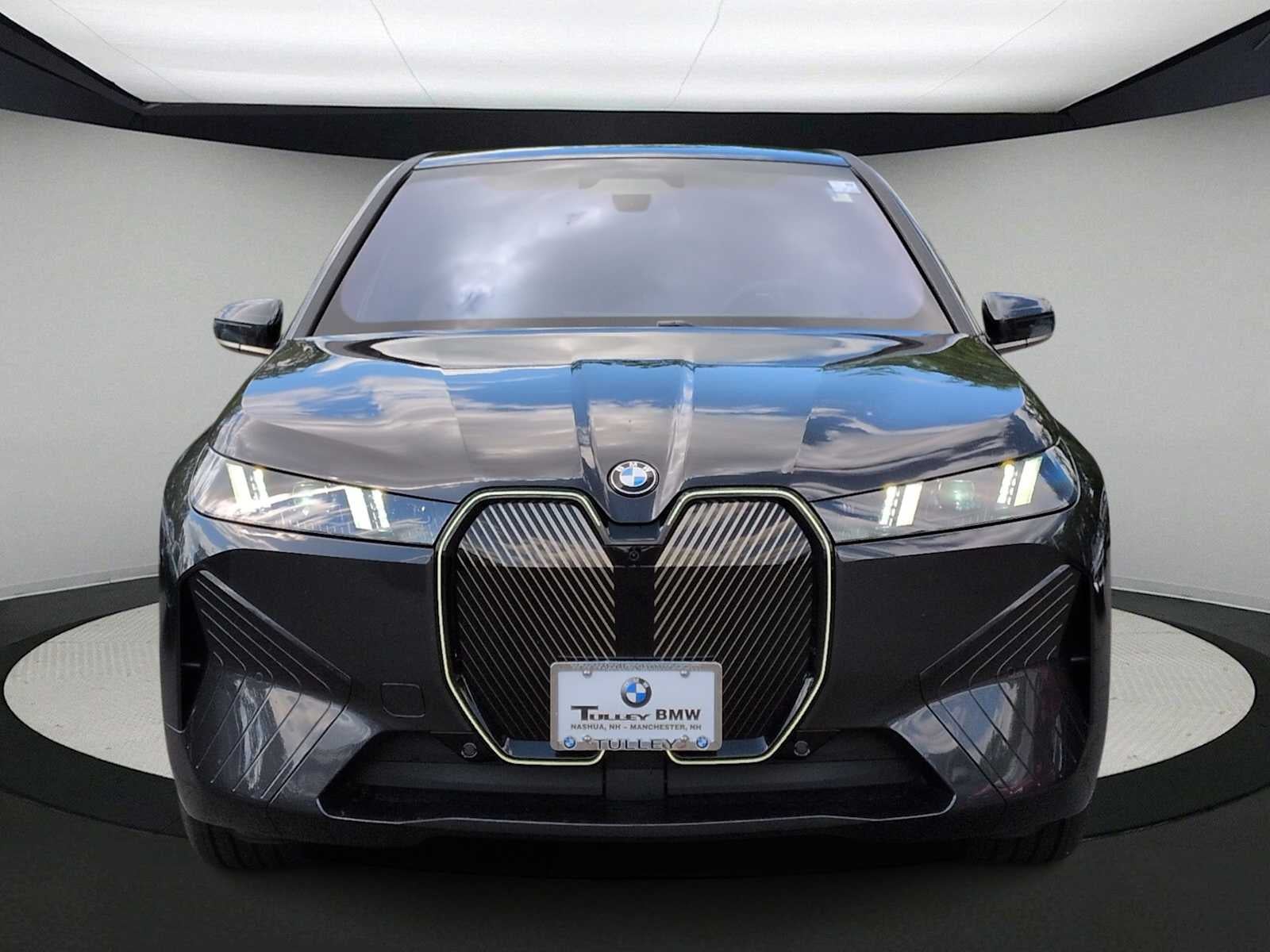 2026 BMW iX xDrive45