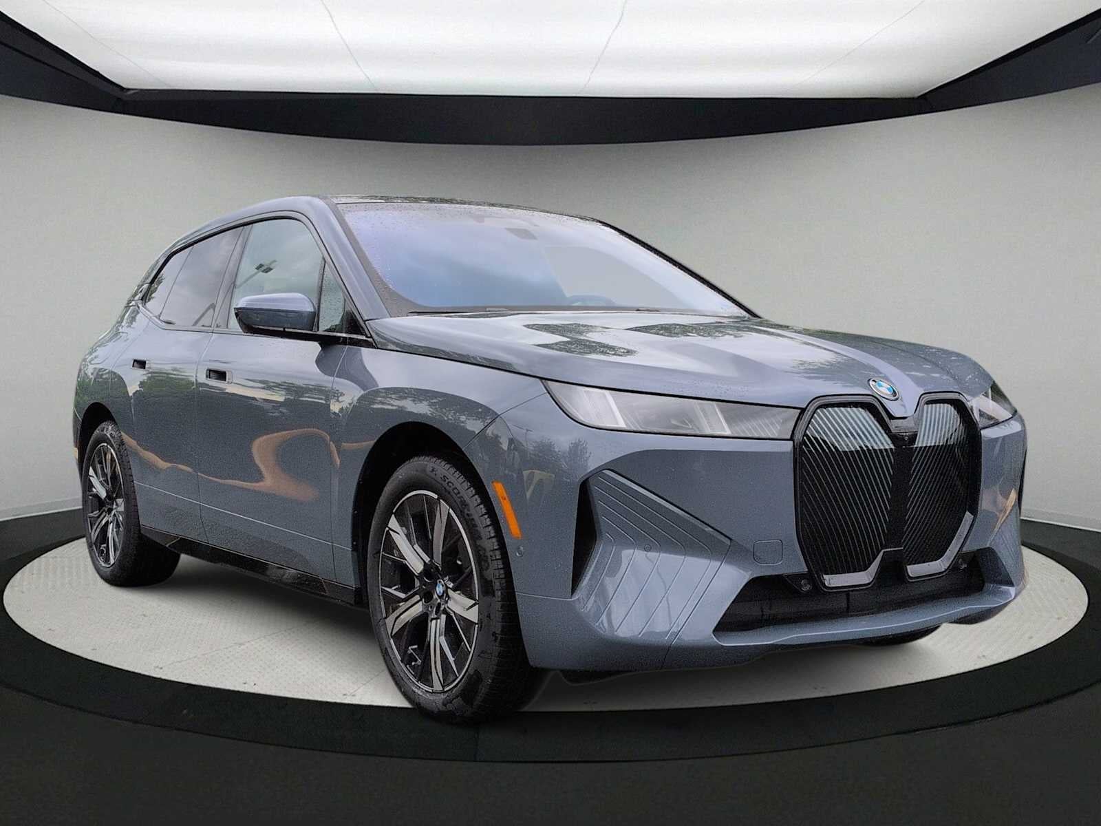 2026 BMW iX xDrive45