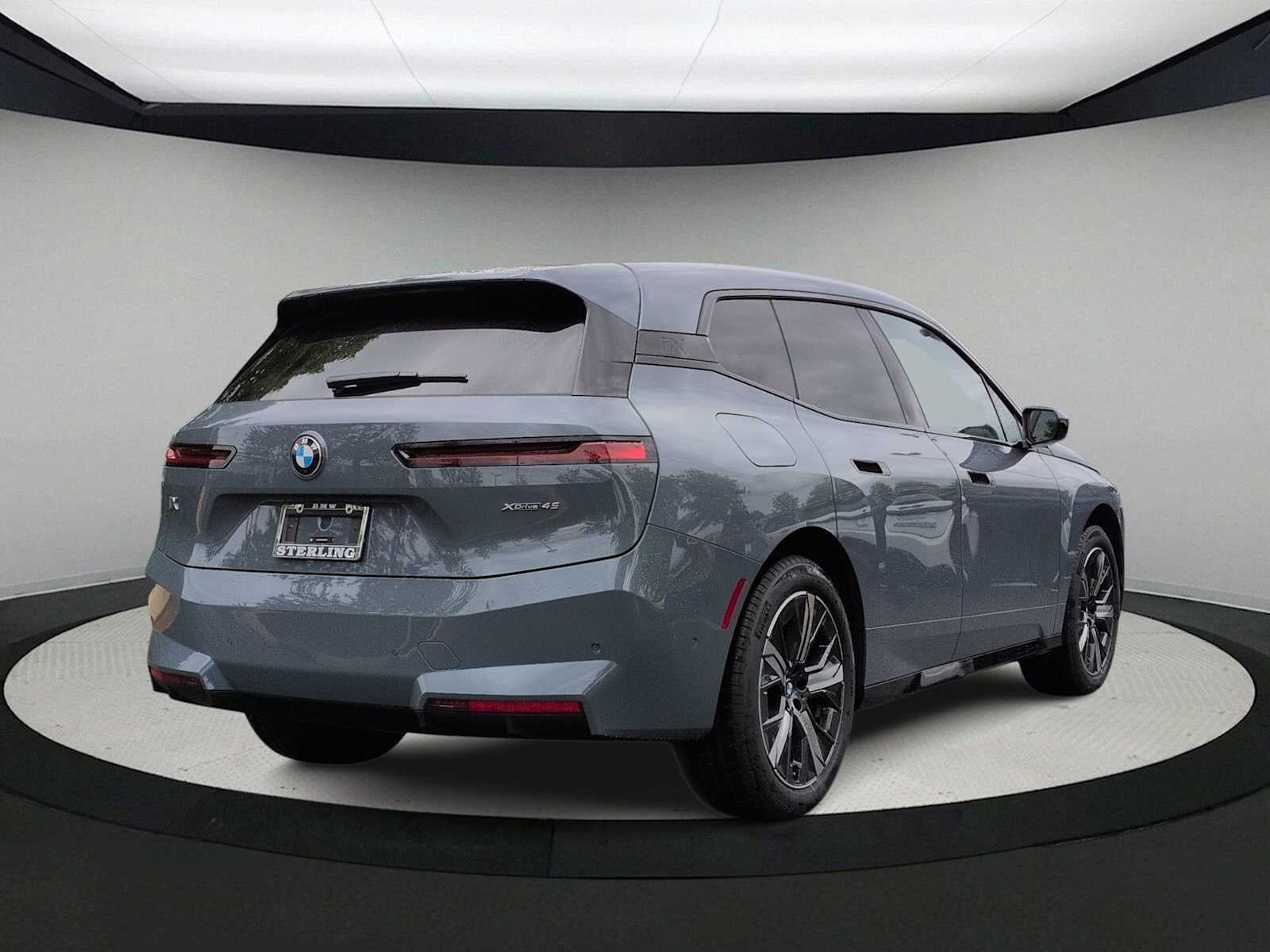 2026 BMW iX xDrive45