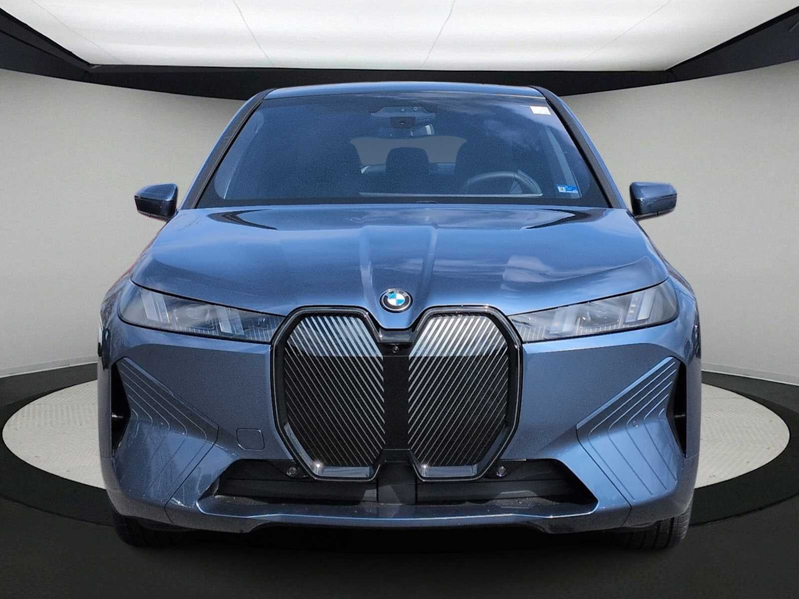 2026 BMW iX xDrive45