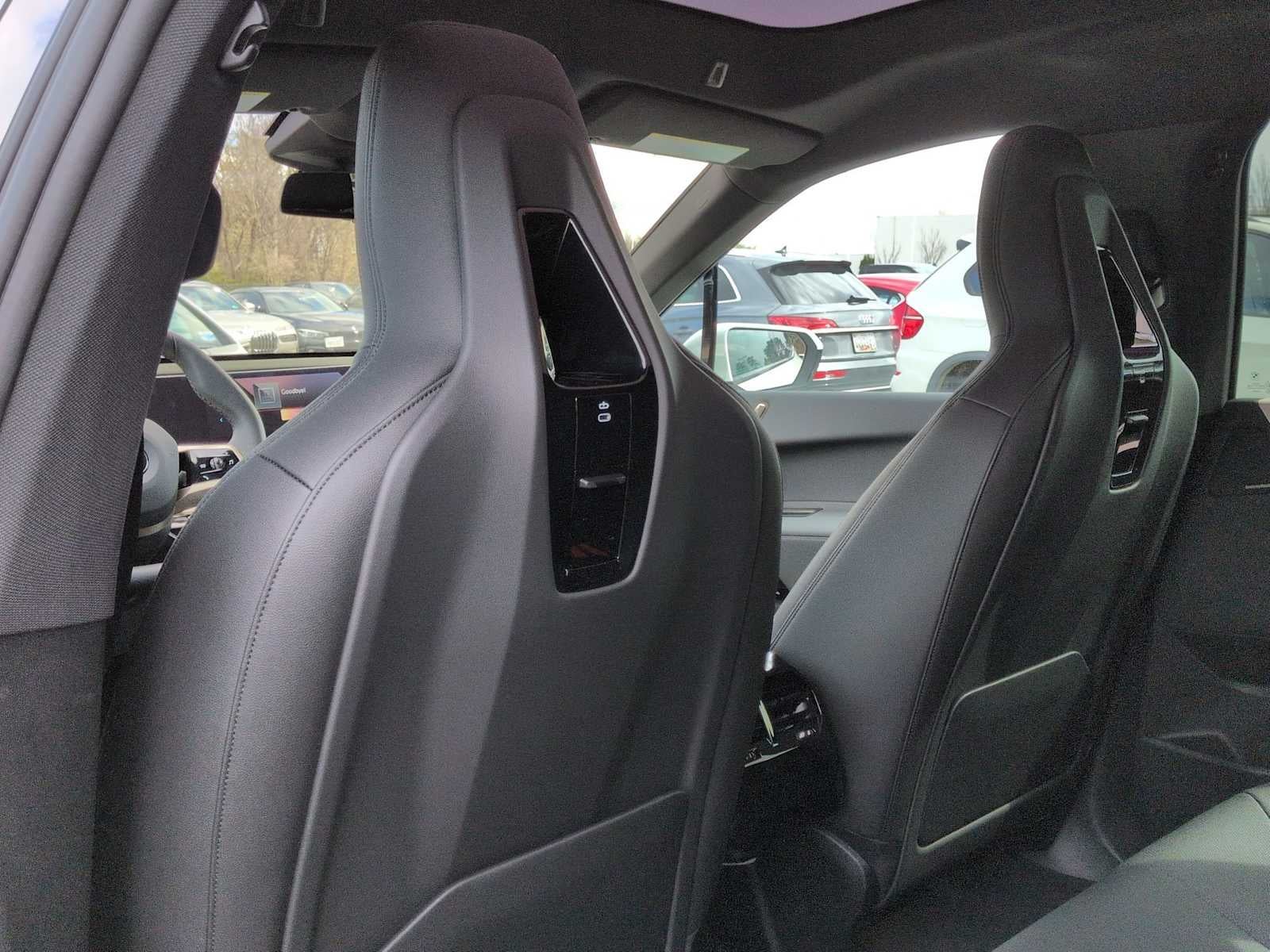 2026 BMW iX xDrive45