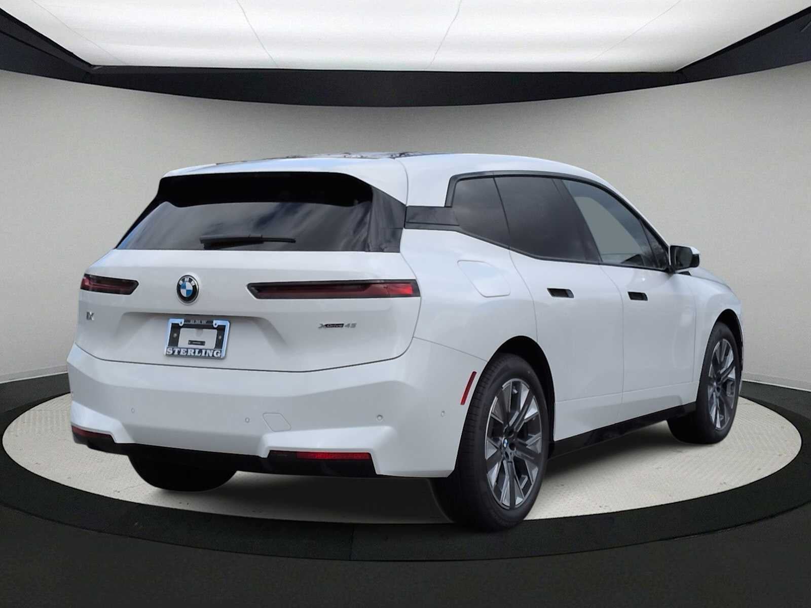 2026 BMW iX xDrive45