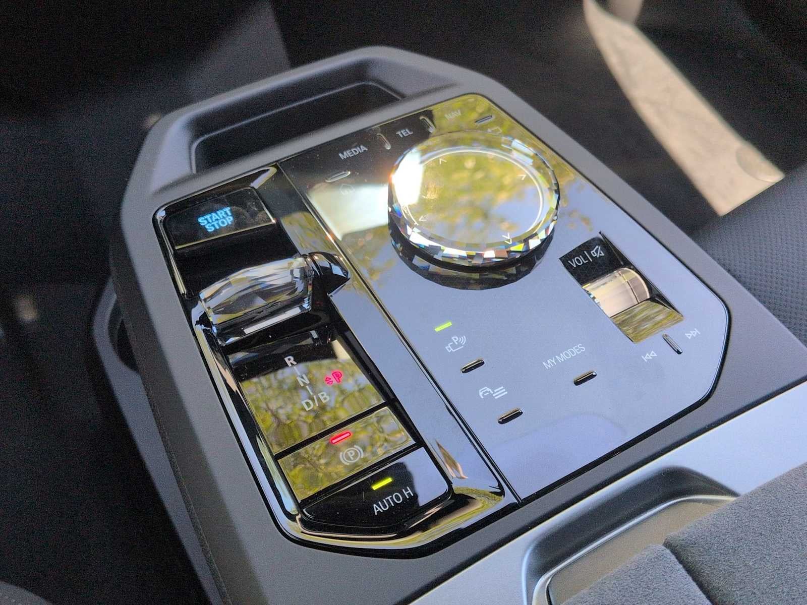 2026 BMW iX xDrive45
