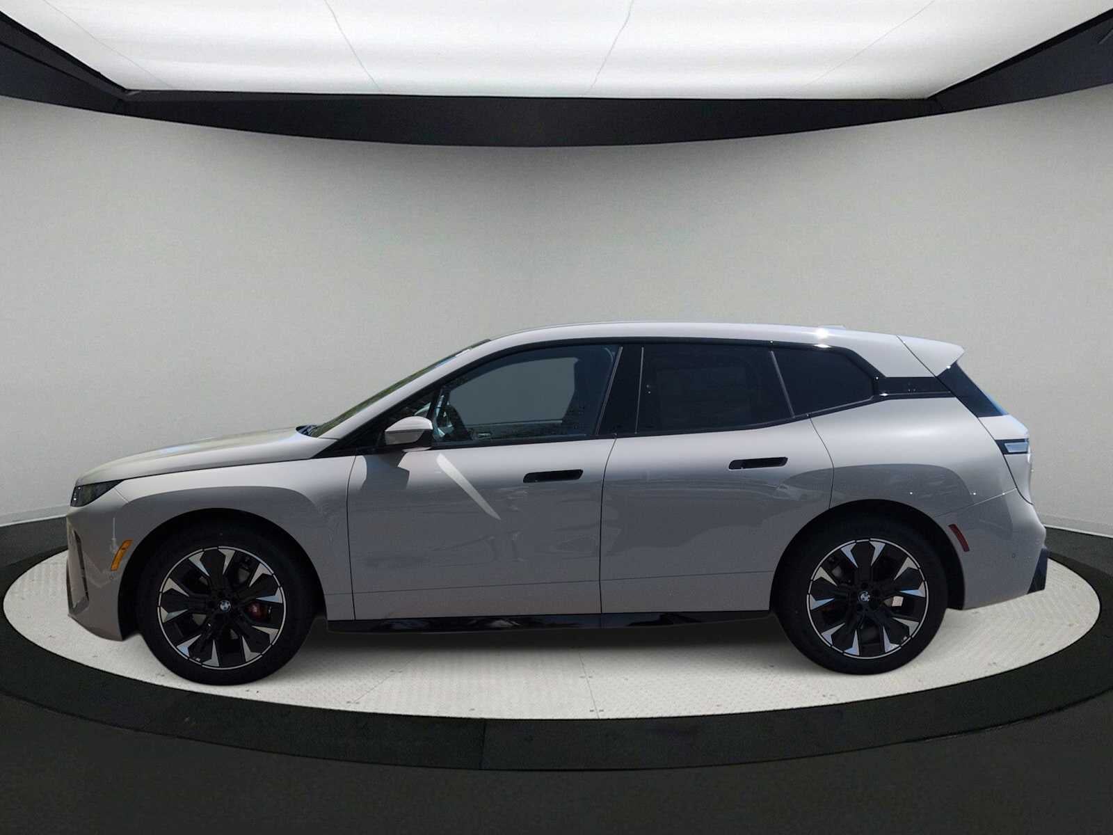 2026 BMW iX xDrive45