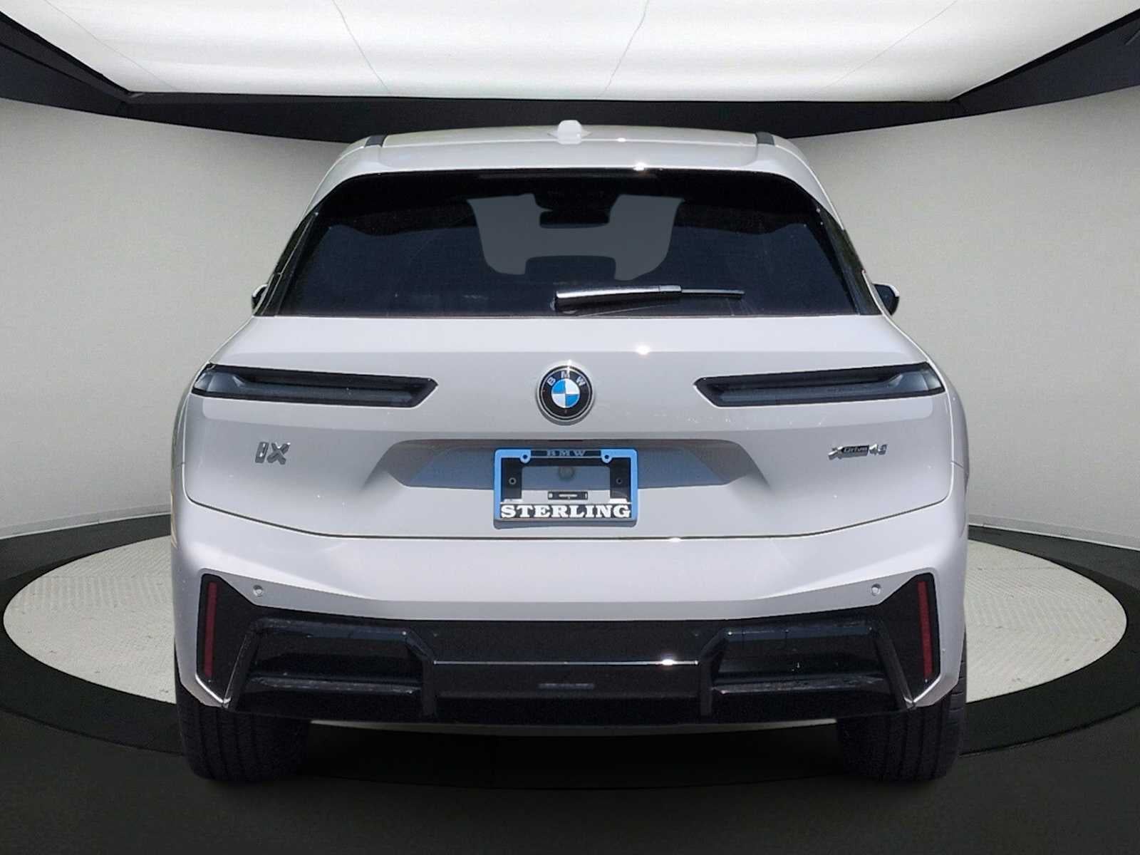 2026 BMW iX xDrive45