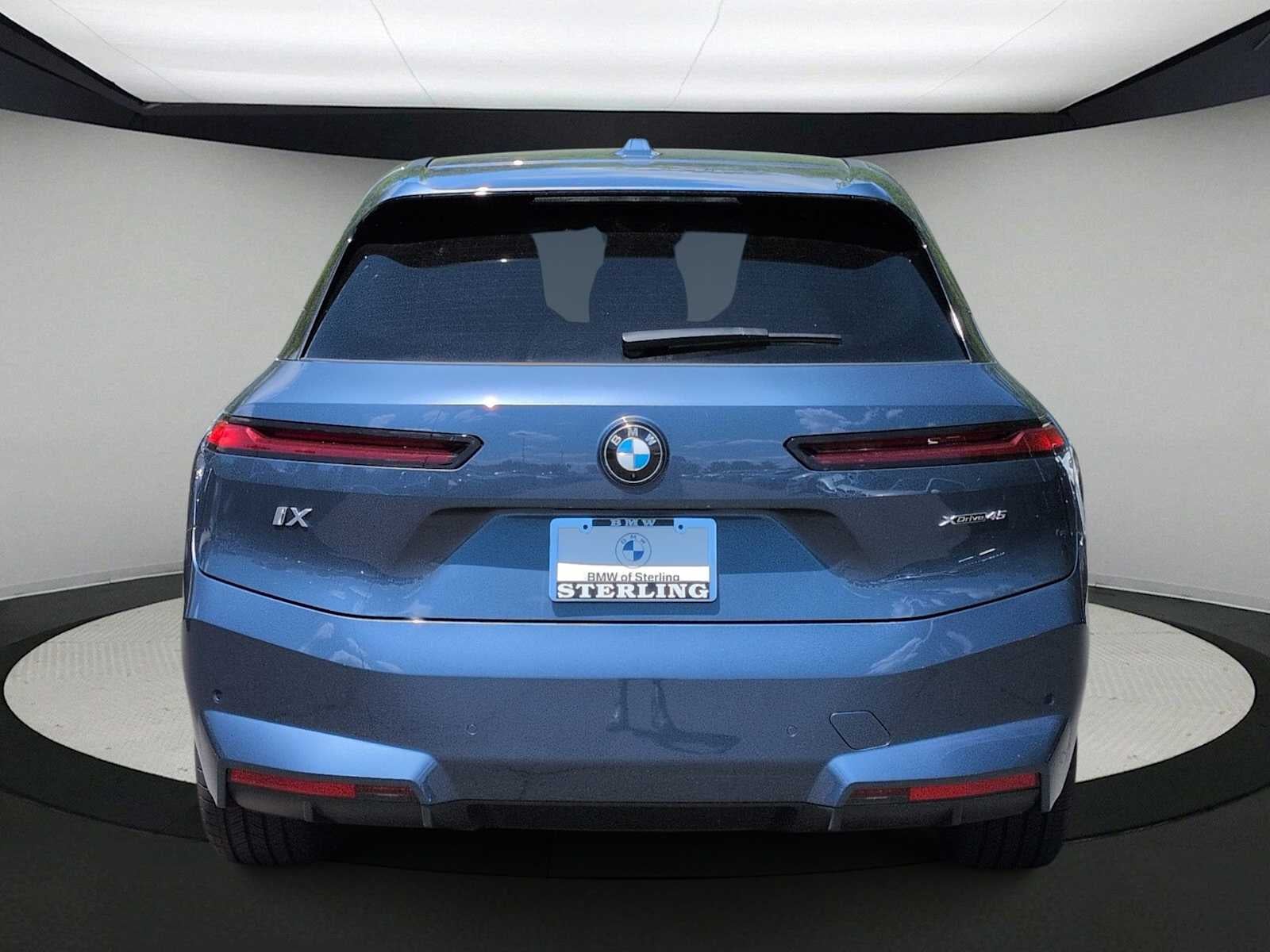 2026 BMW iX xDrive45