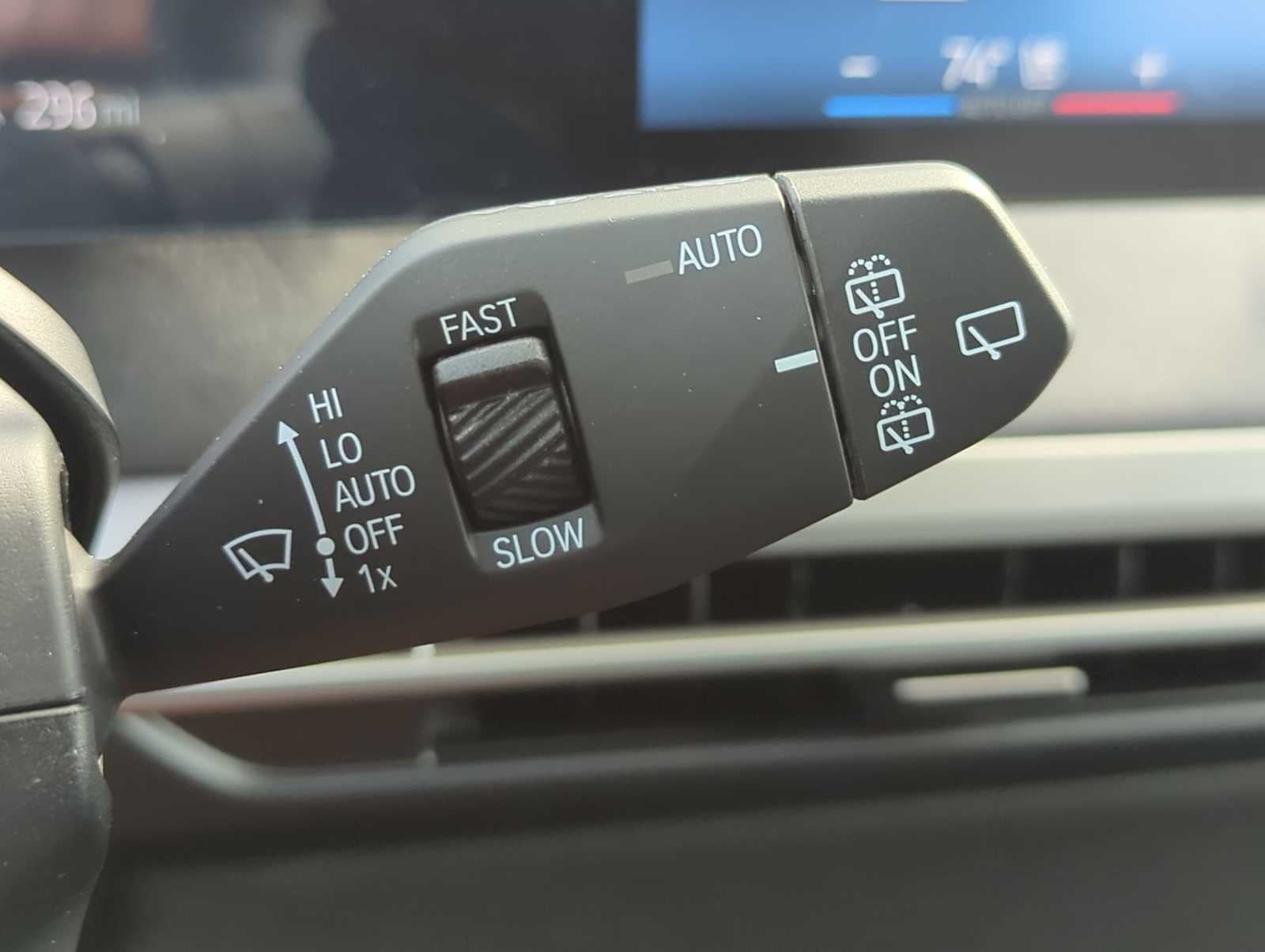 2026 BMW iX xDrive60