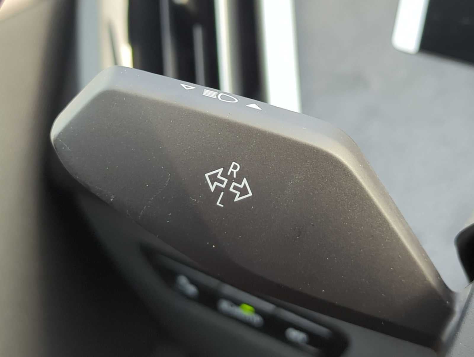 2026 BMW iX xDrive60