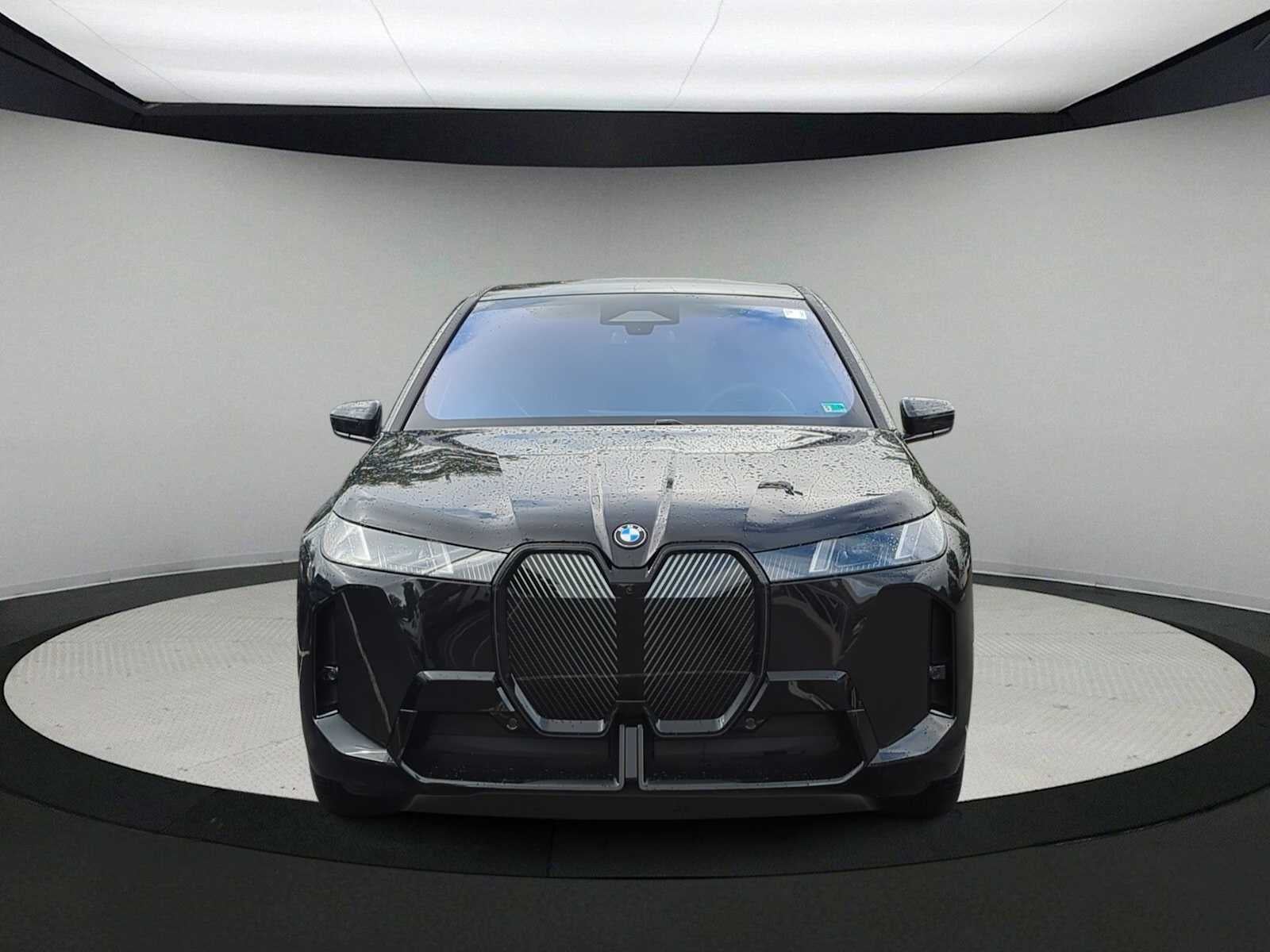 2026 BMW iX xDrive60