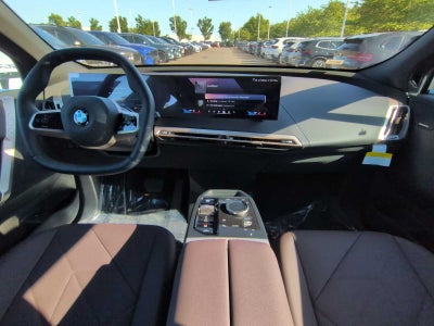 2026 BMW iX xDrive60