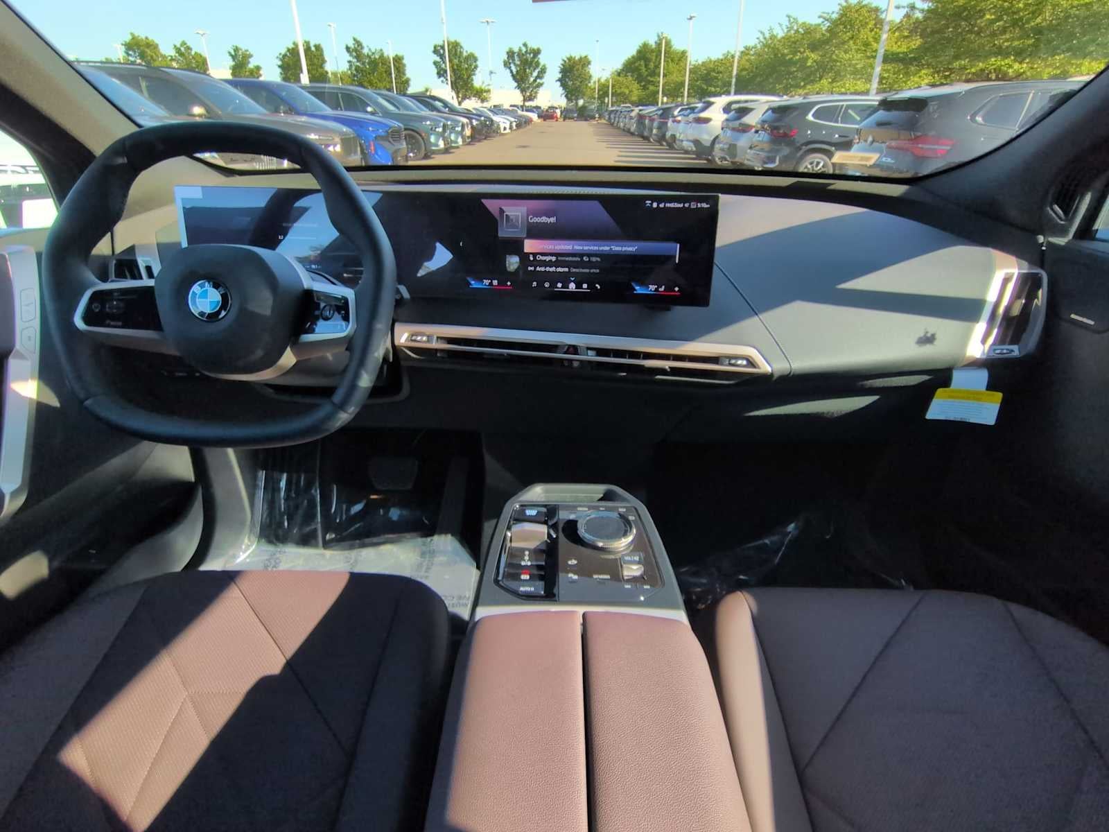 2026 BMW iX xDrive60