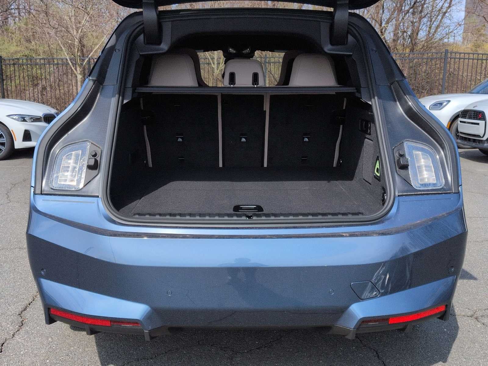 2026 BMW iX xDrive60 xDrive60