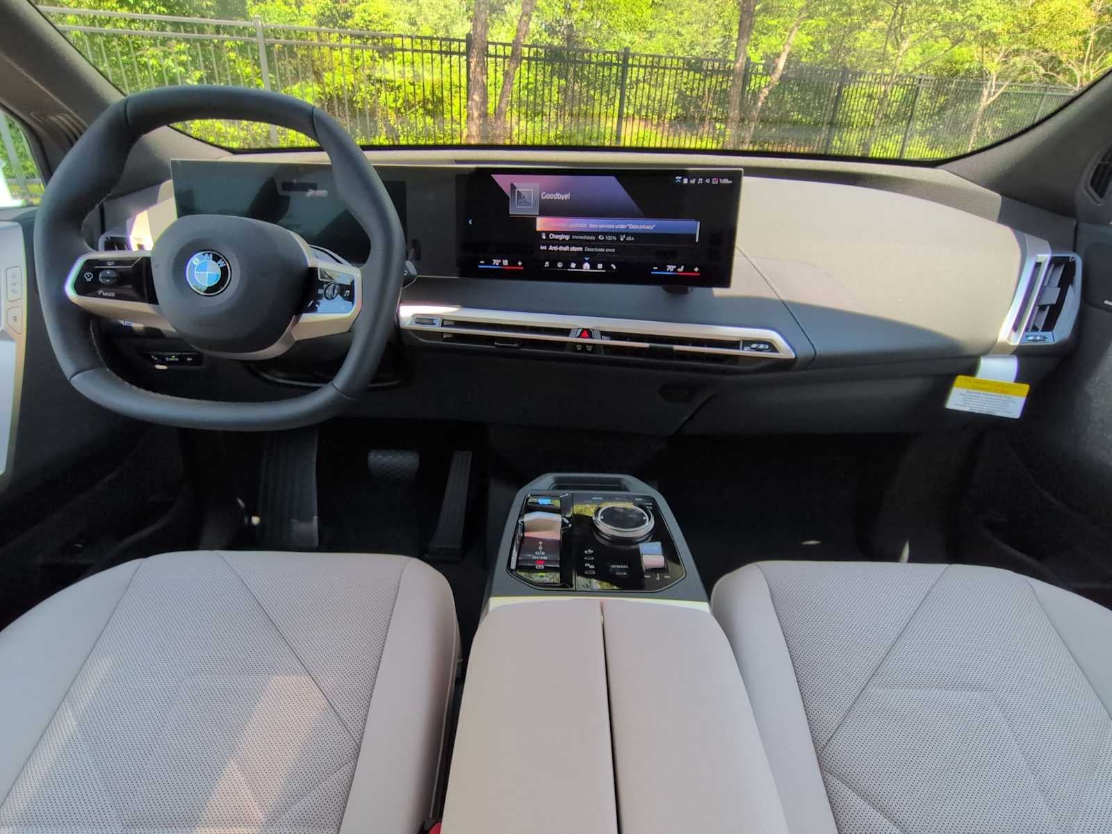 2026 BMW iX xDrive60