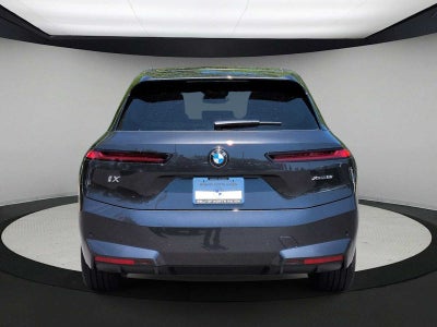 2026 BMW iX xDrive60
