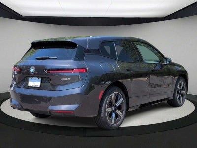 2026 BMW iX xDrive60