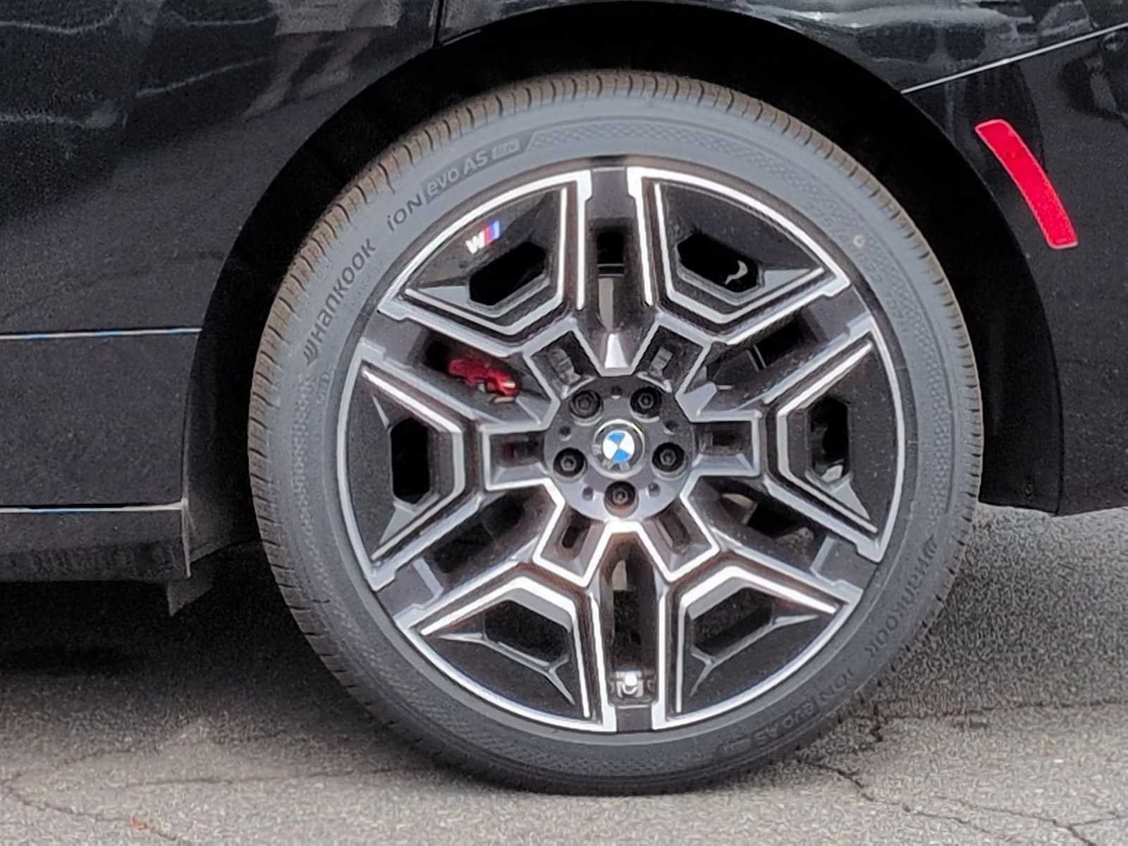 2026 BMW iX xDrive60