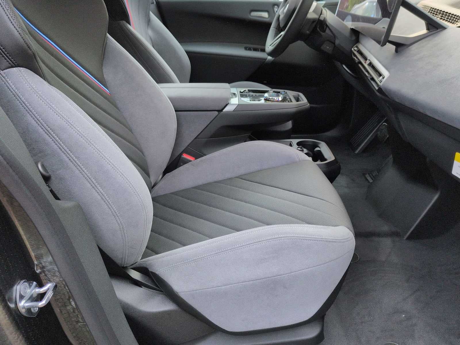 2026 BMW iX xDrive60
