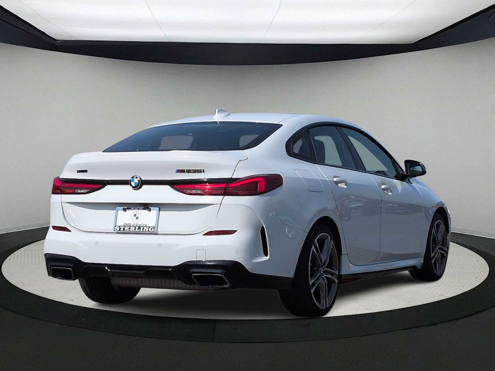 BMW 235i xDrive y M235i xDrive de 2021