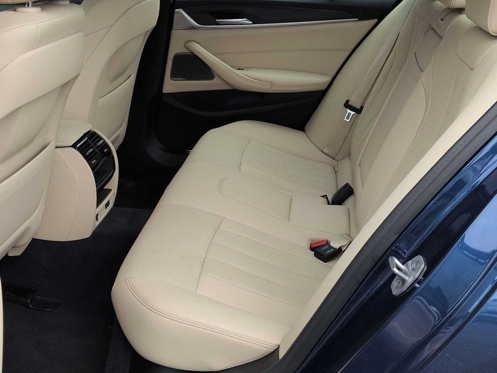 2023 BMW Serie 5 530i xDrive
