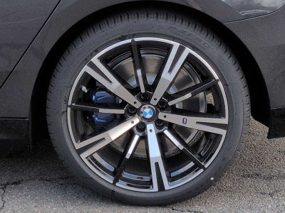 2026 BMW 550e 550e xDrive