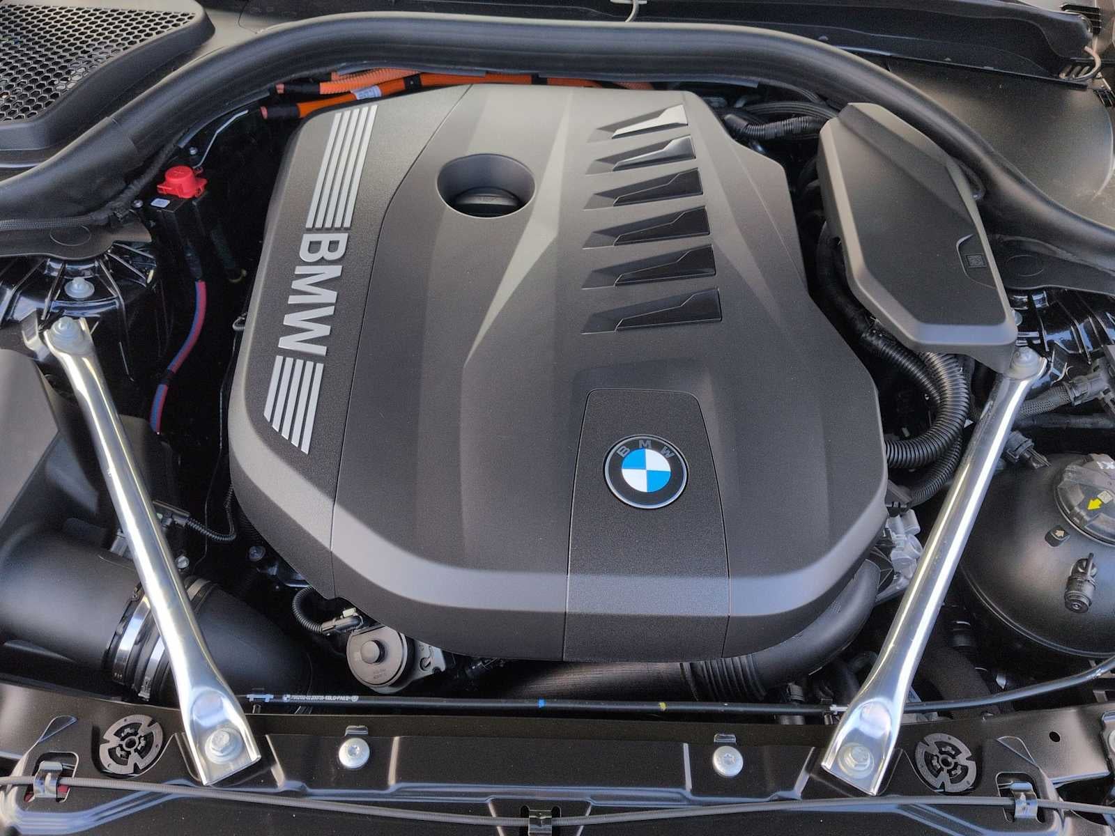 2026 BMW 550e 550e xDrive