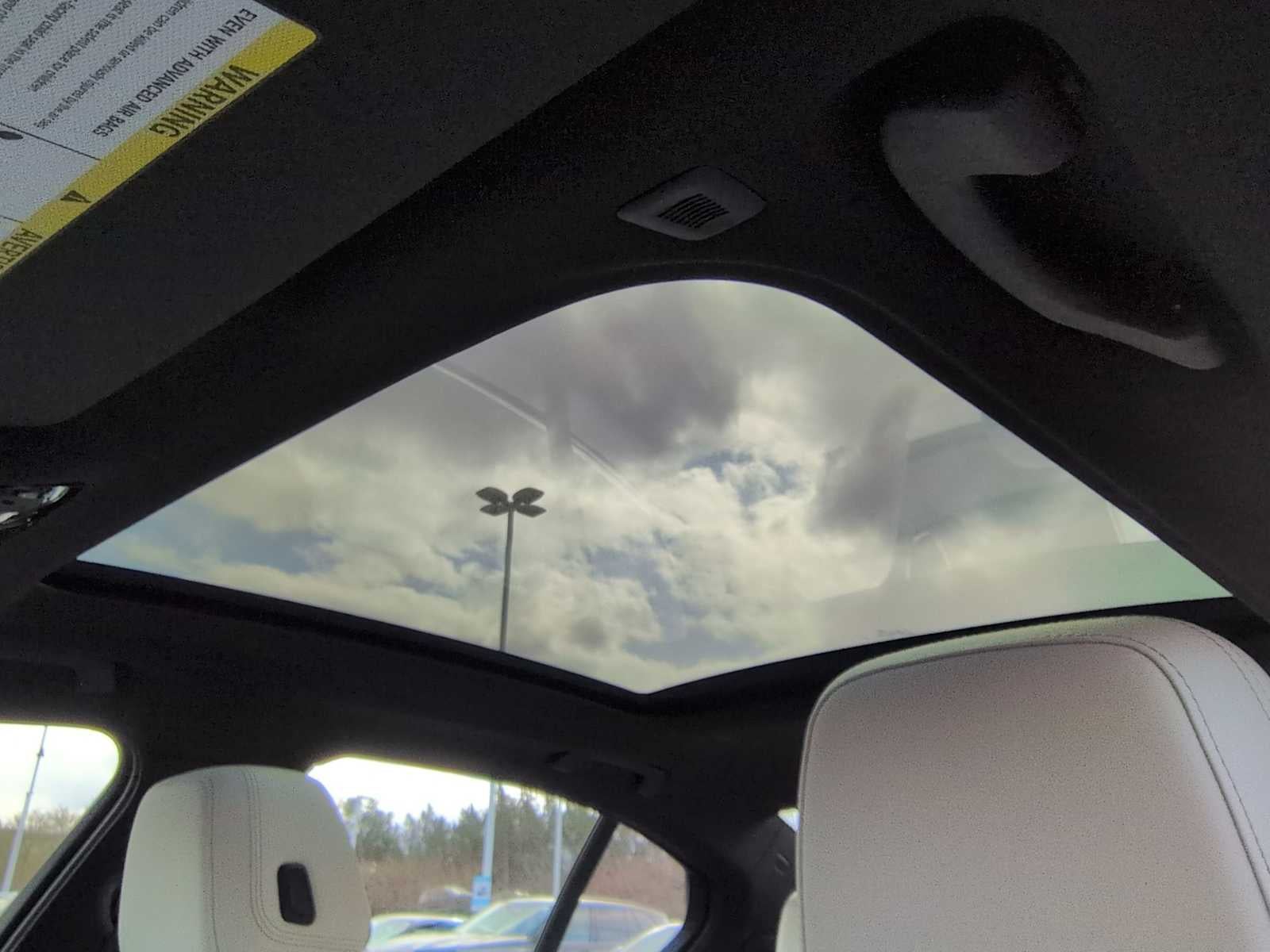 2026 BMW 550e 550e xDrive