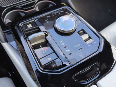 2026 BMW 550e 550e xDrive