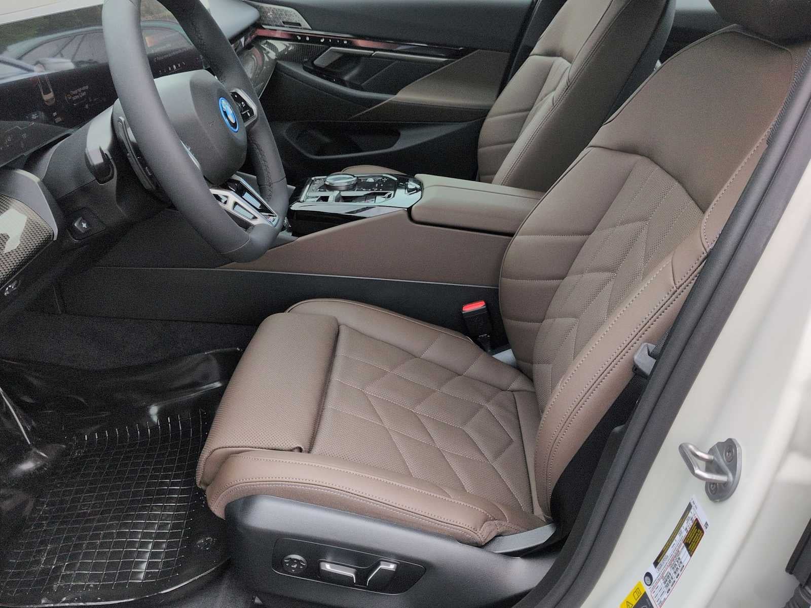 BMW Serie 5 550e xDrive 2027