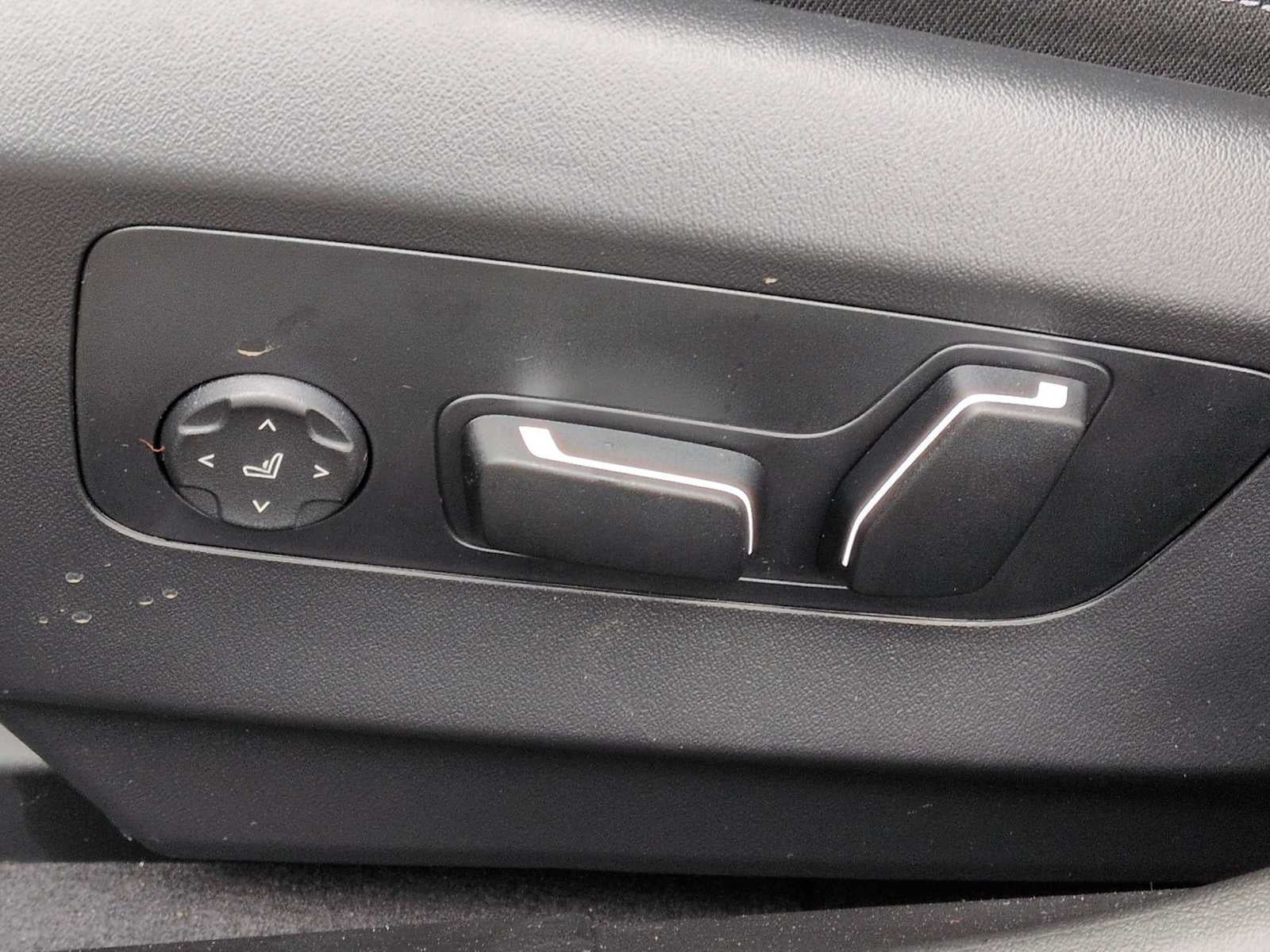 2026 BMW 550e 550e xDrive