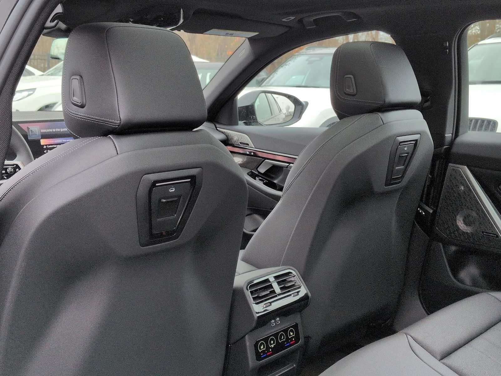 2026 BMW 550e 550e xDrive