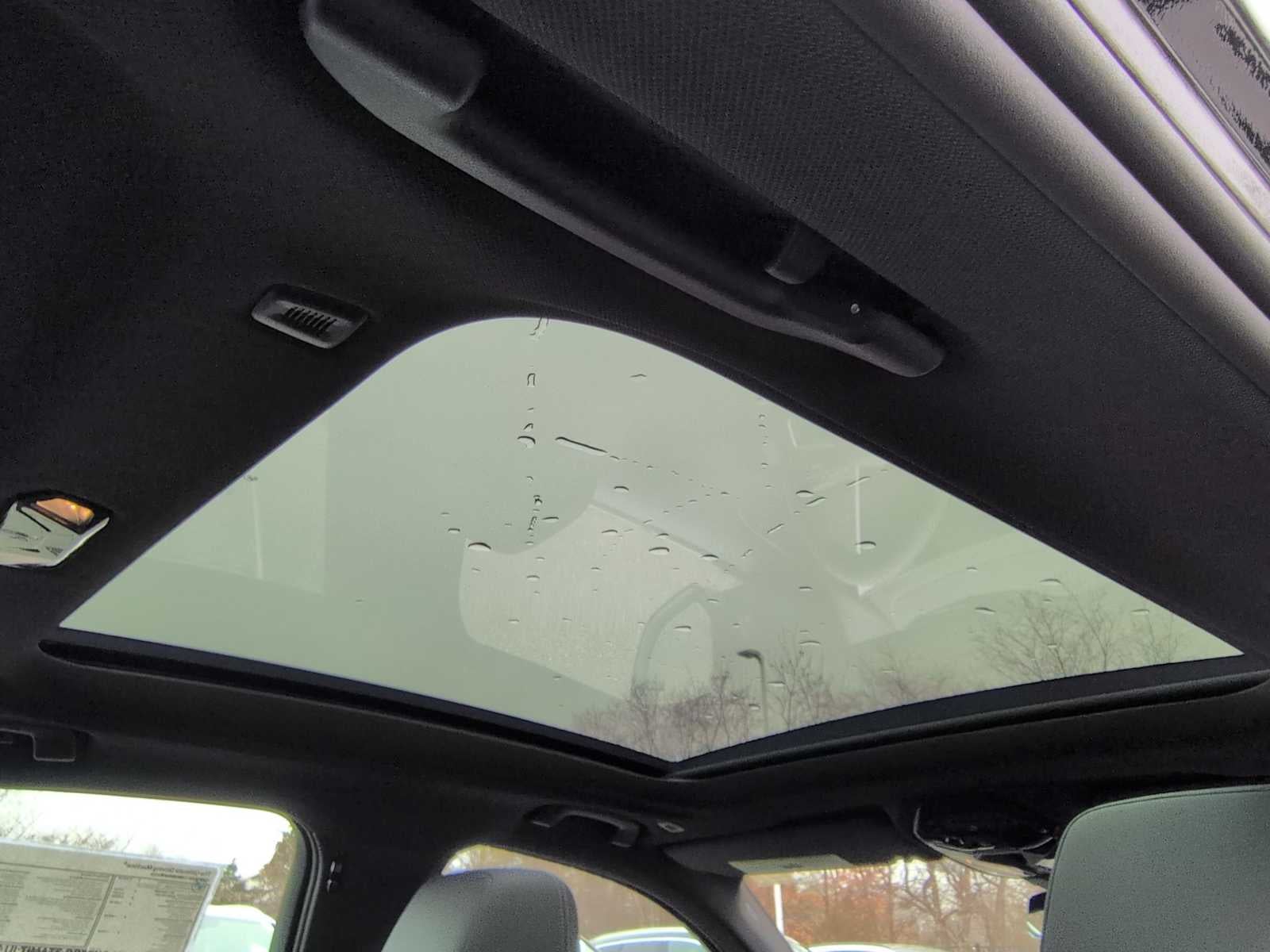 2026 BMW 550e 550e xDrive