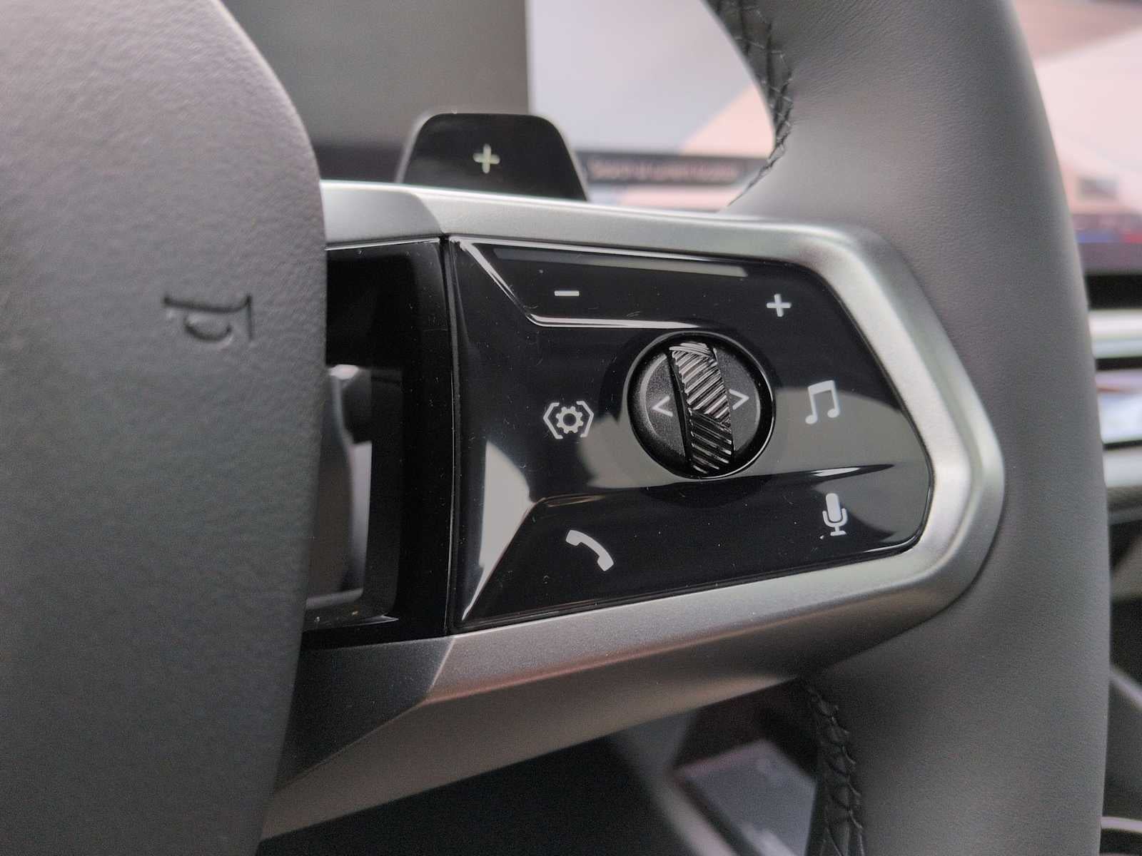 2026 BMW 550e 550e xDrive