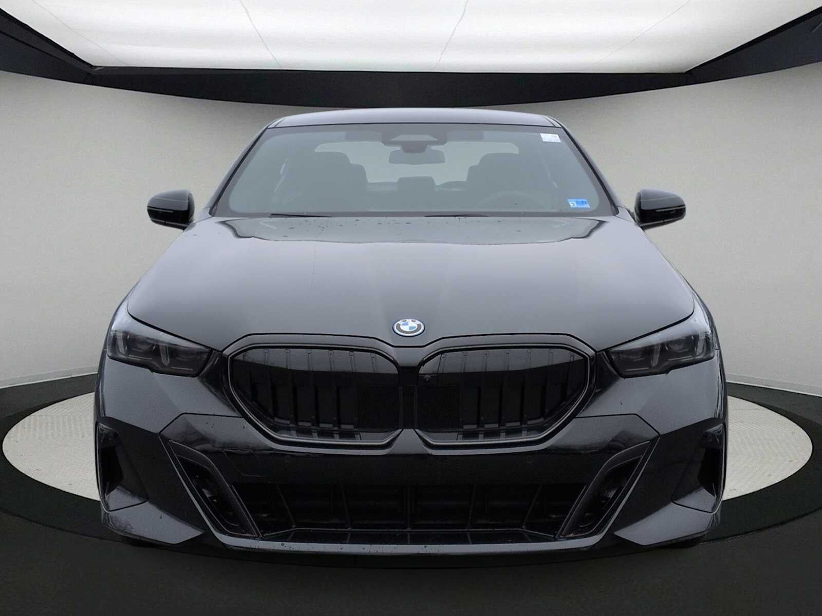 2026 BMW 550e 550e xDrive