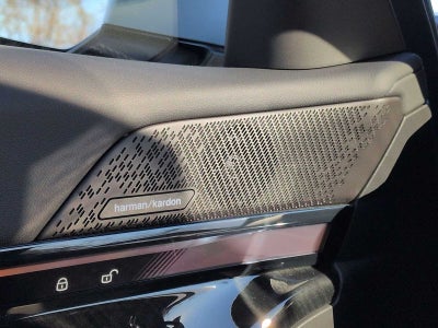 2026 BMW 550e 550e xDrive