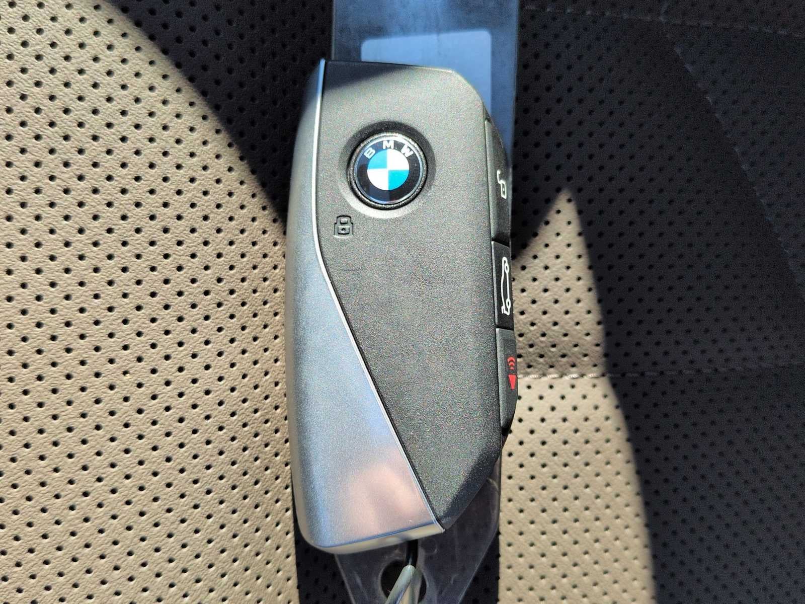 2026 BMW 550e 550e xDrive