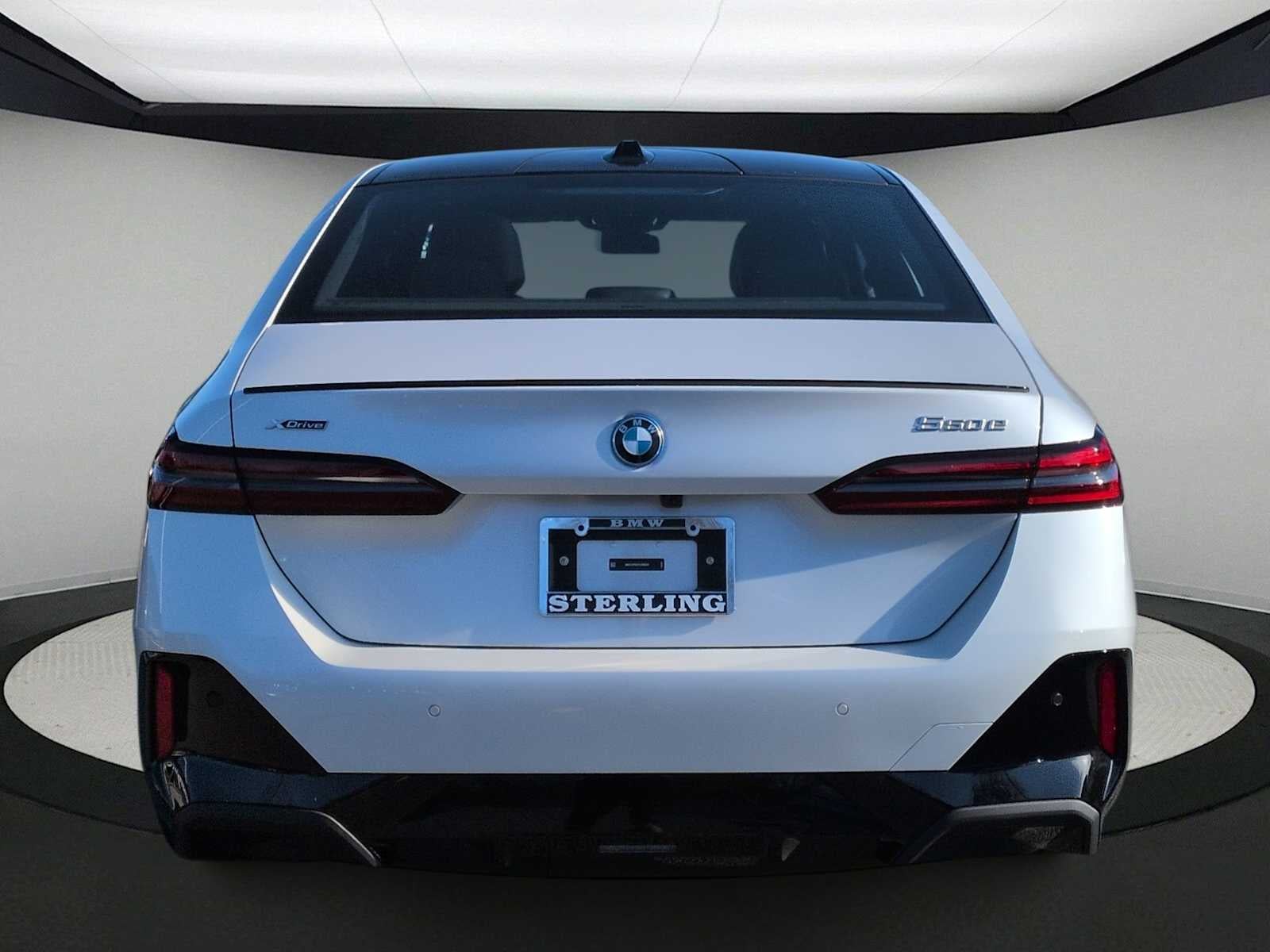 2026 BMW 550e 550e xDrive