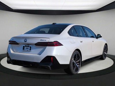 2026 BMW 550e 550e xDrive