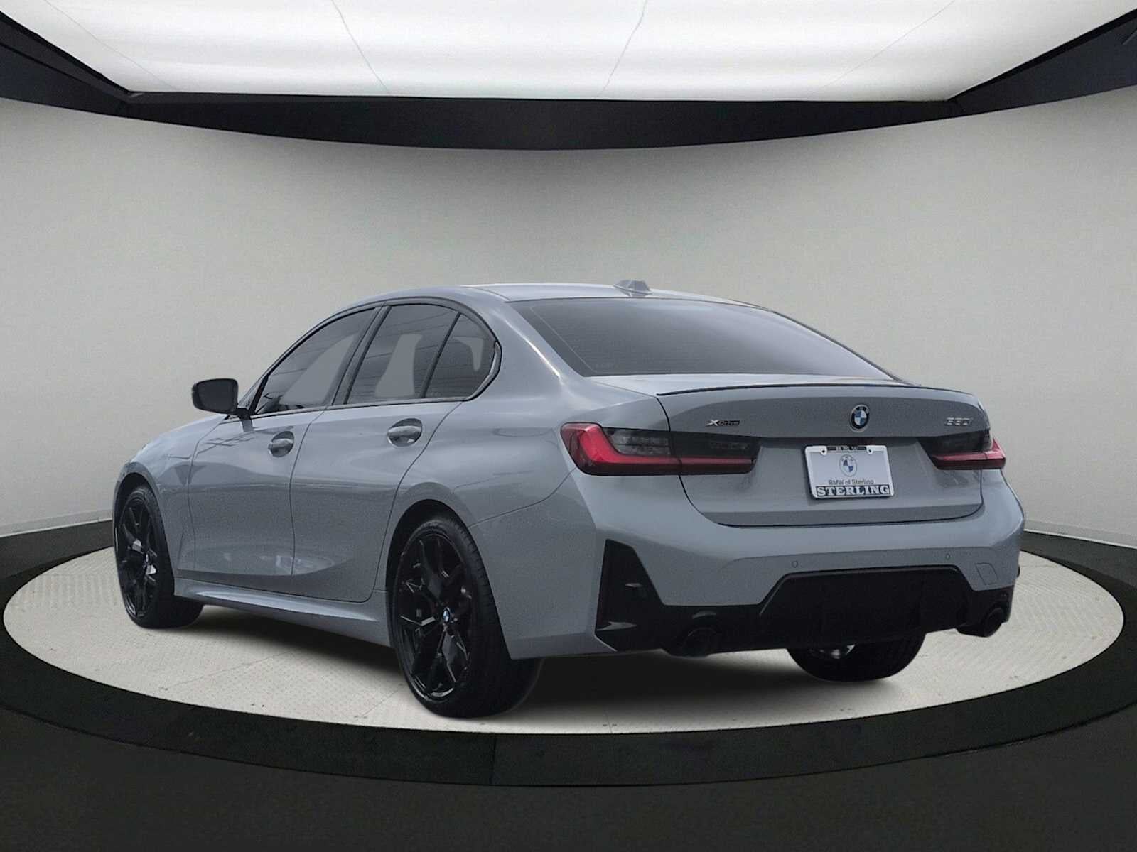 2026 BMW Serie 3 330i xDrive