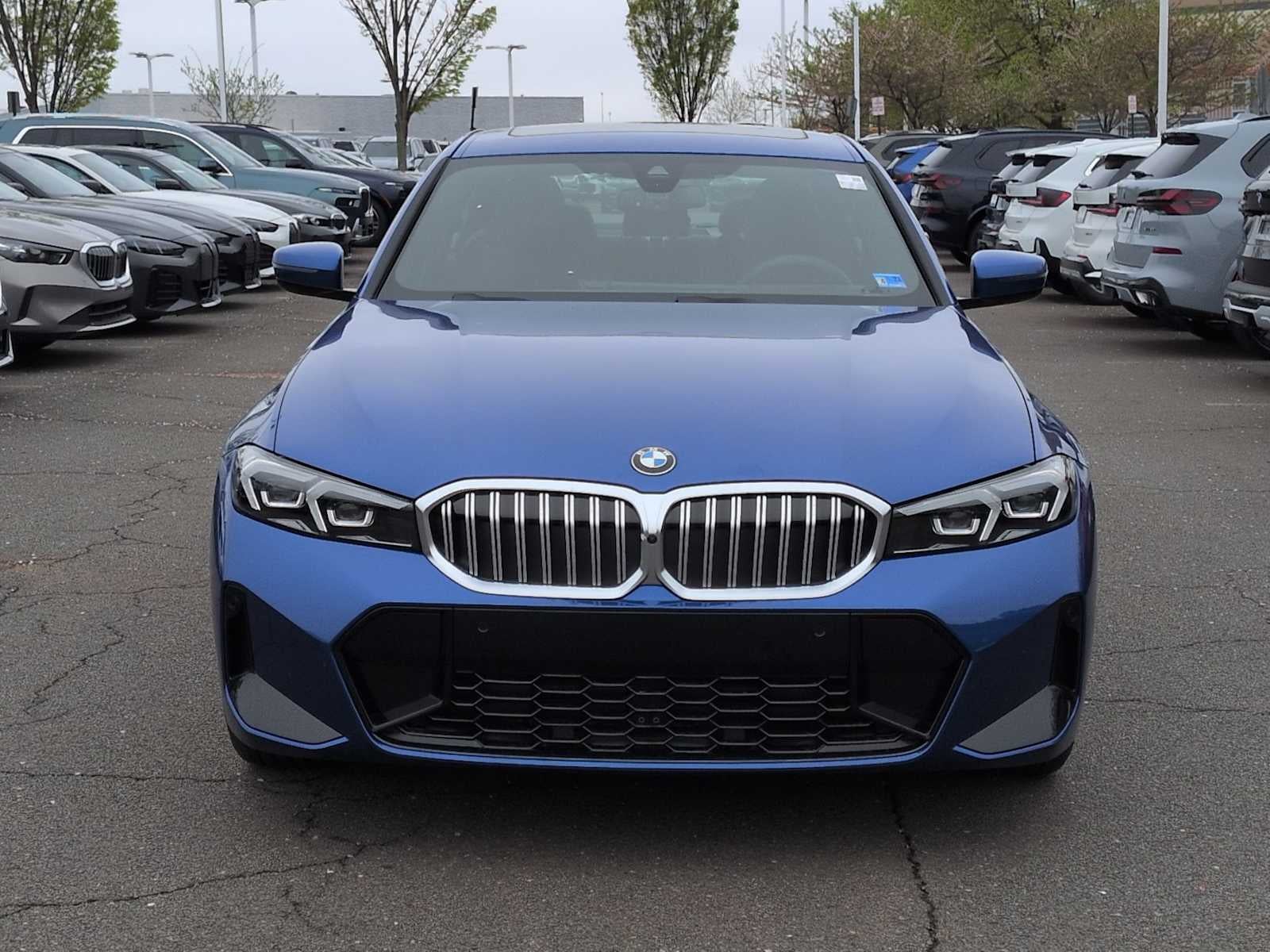 BMW 330i xDrive 2026