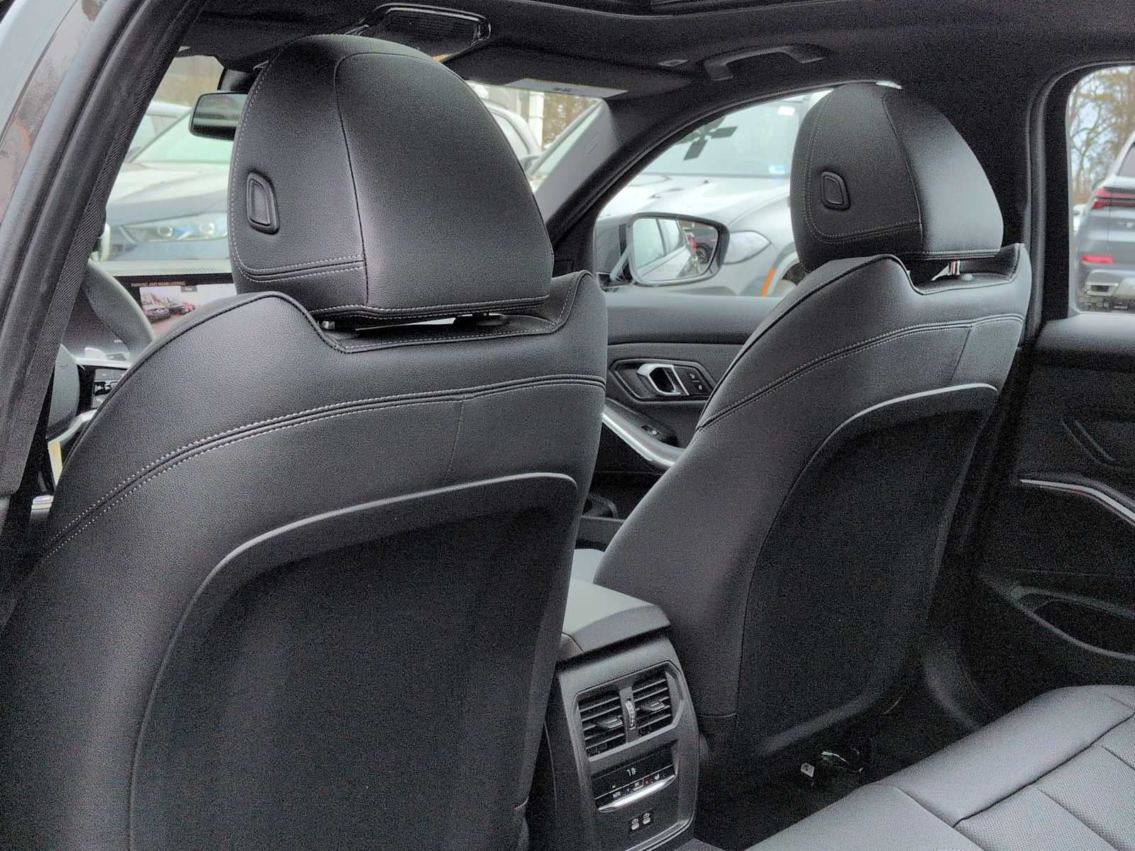 2026 BMW 330i 330i xDrive