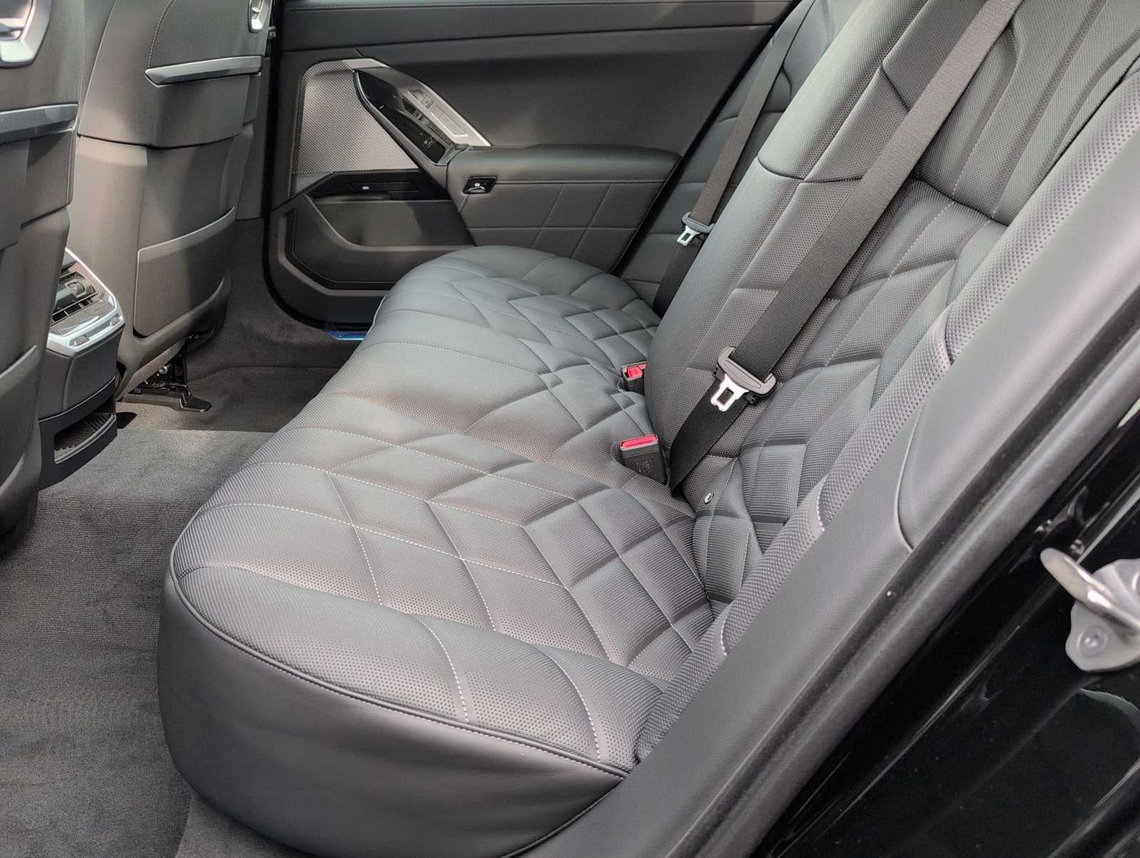 2026 BMW 740i 740i xDrive