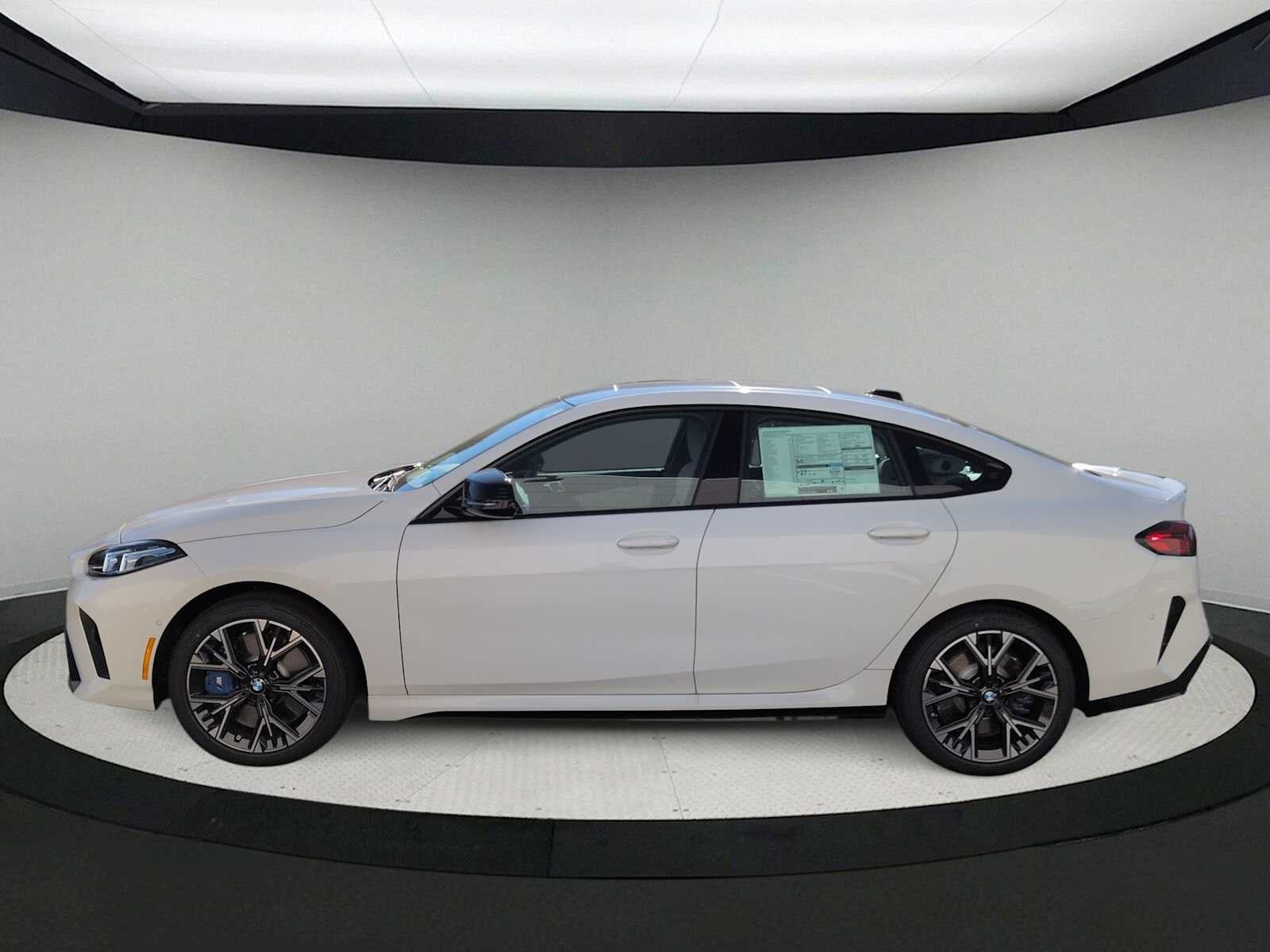 2026 BMW 235i M235 xDrive