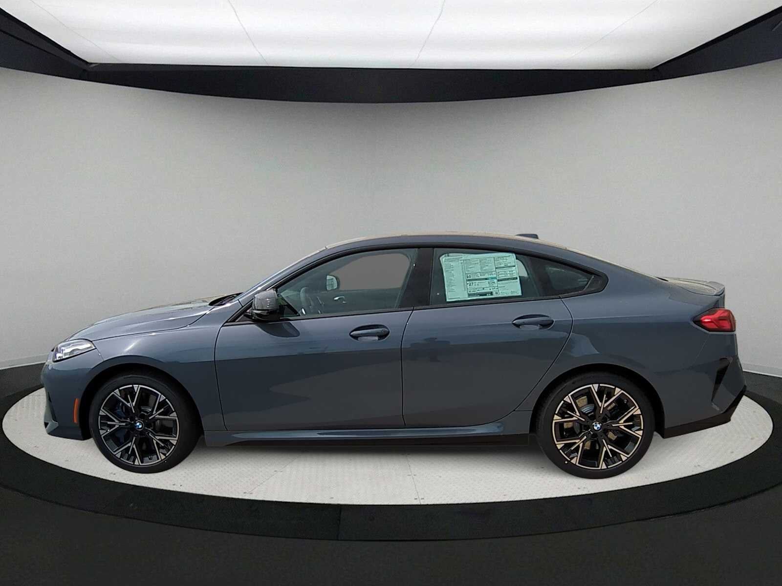 2025 BMW 235i M235 xDrive