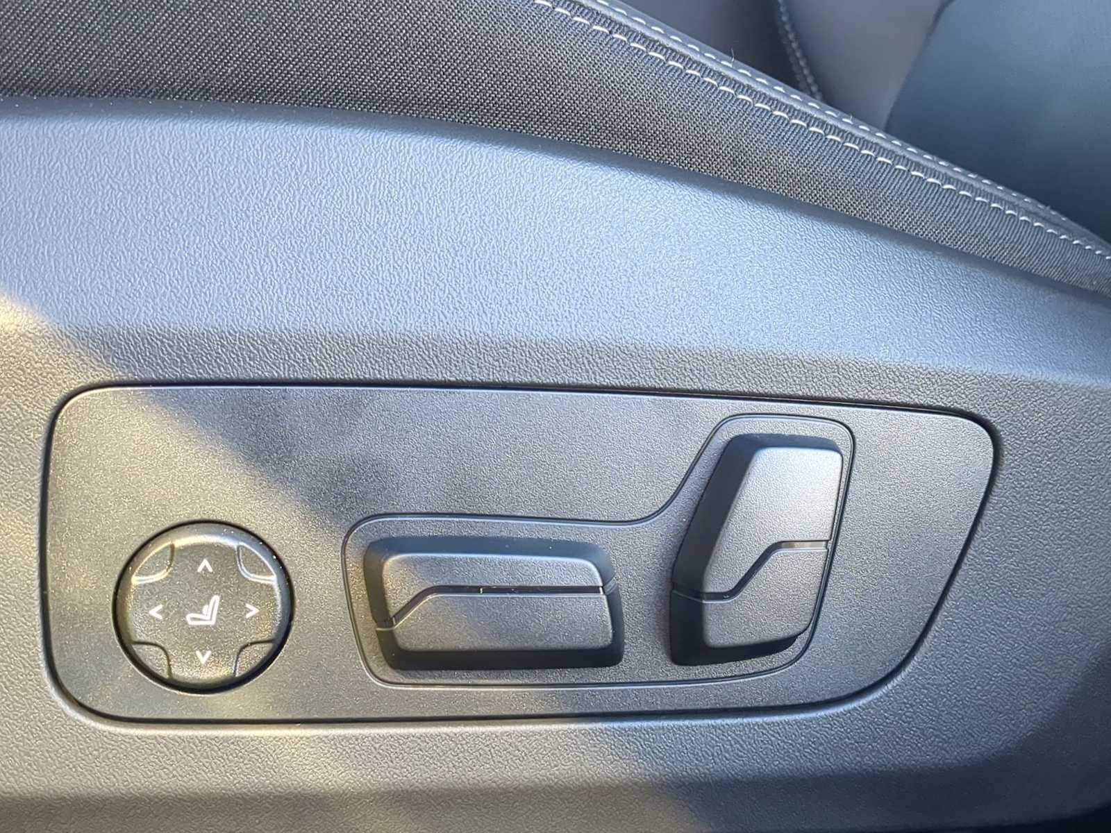 2026 BMW 235i M235 xDrive