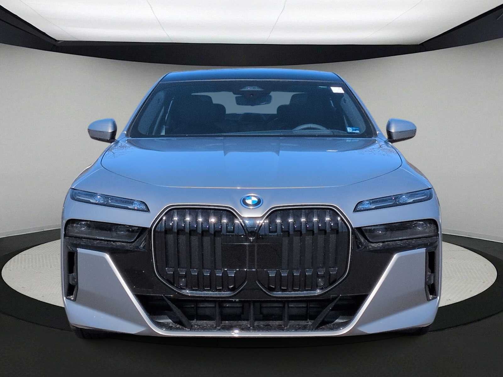 2026 BMW 750e xDrive 750e xDrive