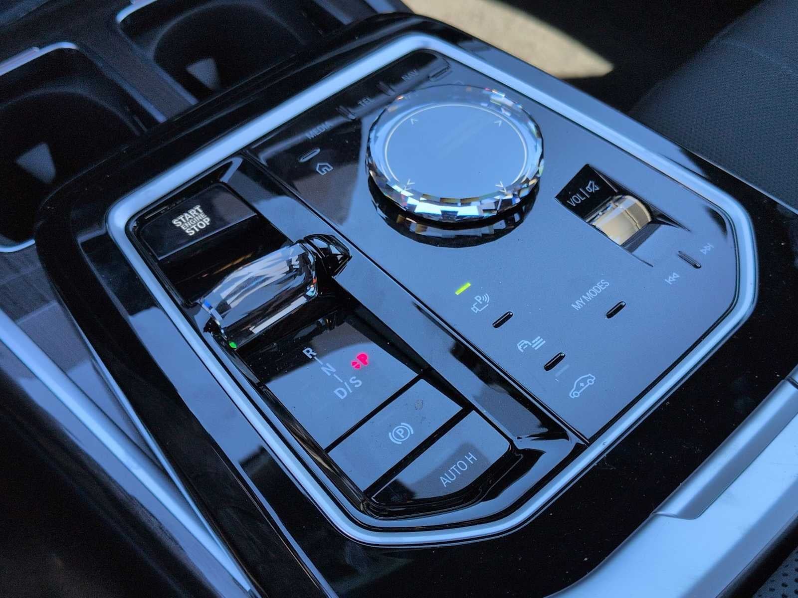 2026 BMW 750e xDrive 750e xDrive