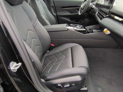 2026 BMW 530i 530i xDrive