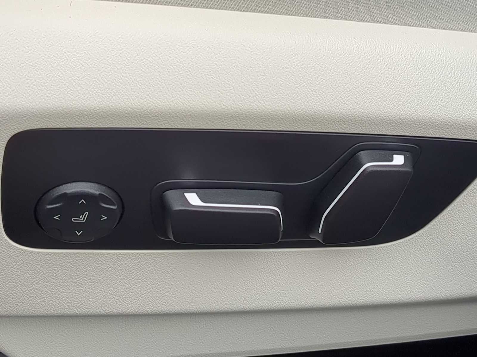 2026 BMW 530i 530i xDrive