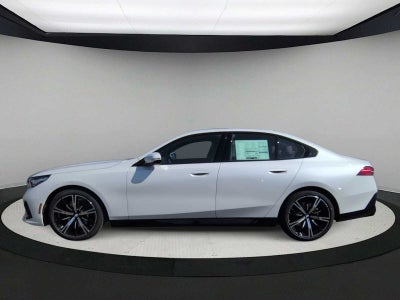 2026 BMW 530i 530i xDrive