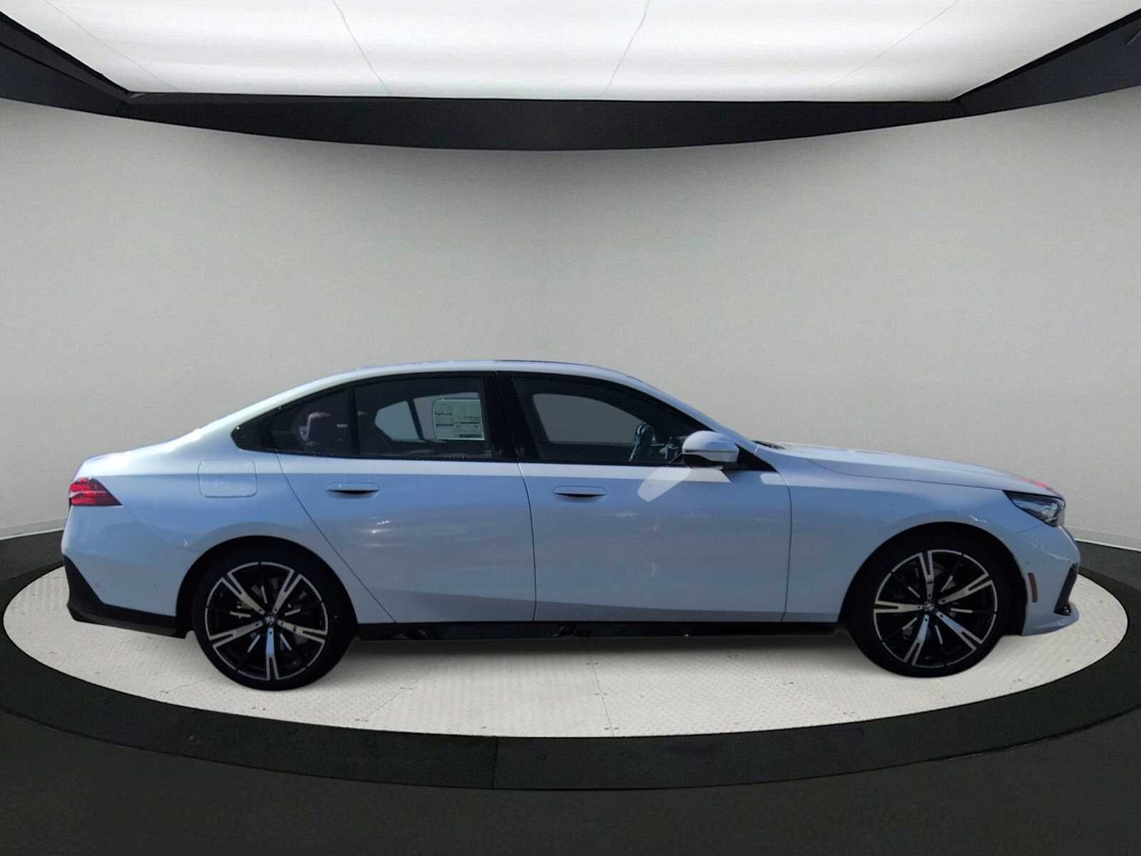 2026 BMW 530i 530i xDrive